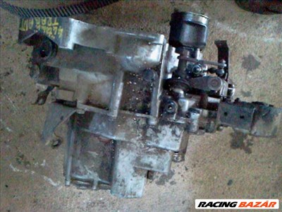 trabant 1,1   váltó 4ütemü