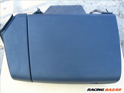 Mazda 3 kesztyűtartó,fekete és szürke színben.Bk 2003-2009.
