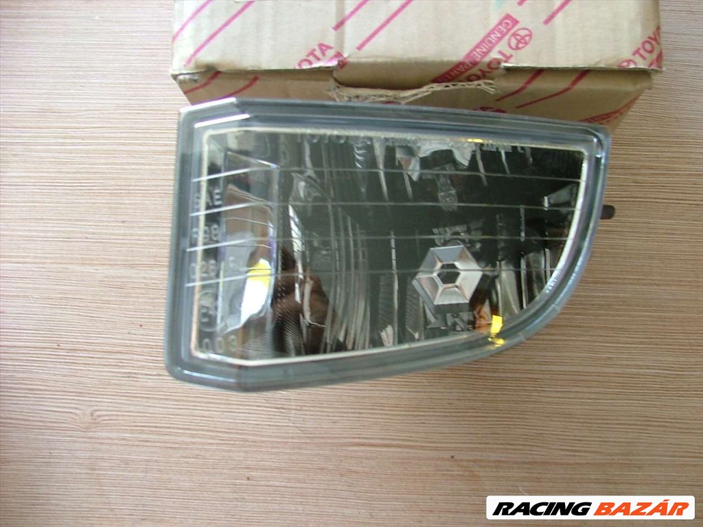Toyota RAV 4 bal ködlámpa eladó 8122142020 1. kép