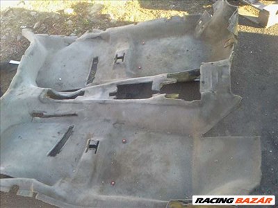 audi 100 c4  1994  padlószőnyeg szürke