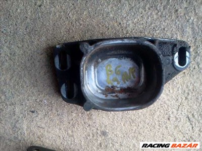 vw passat b5,5 1,9 pdtdi  motortartó bak fém