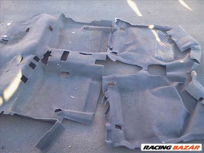   opel astra f   padlószőnyeg 