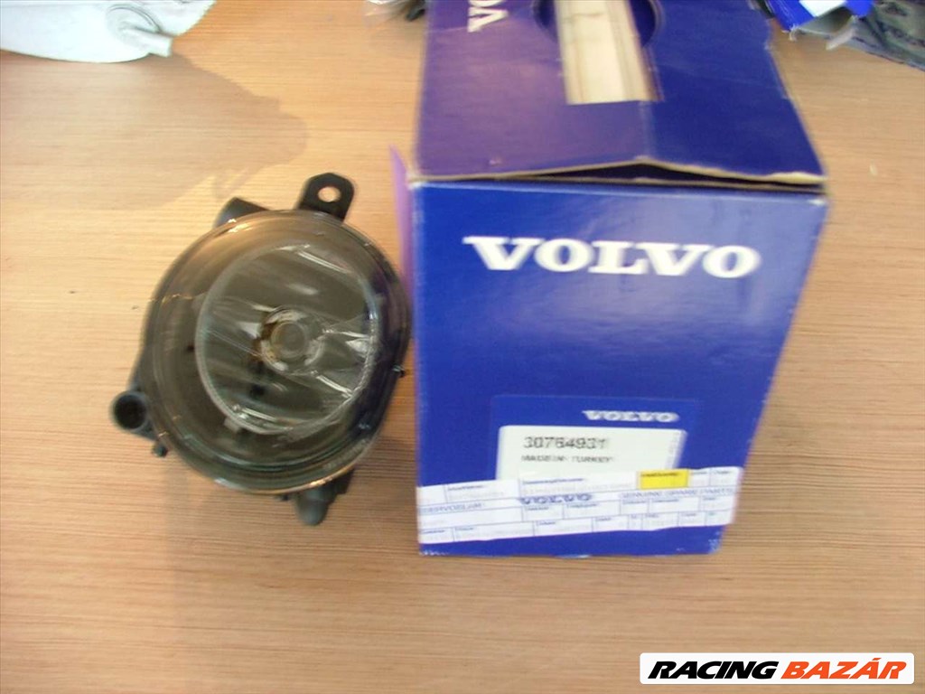 Volvo V50 jobb ködlámpa 30764931 eladó  2. kép