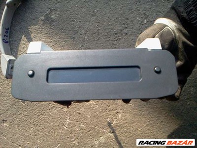 peugeot 206 1,1 benzines középső kijelző