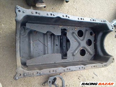 suzuki swift    1998   1,0,   1,3    olajteknő  