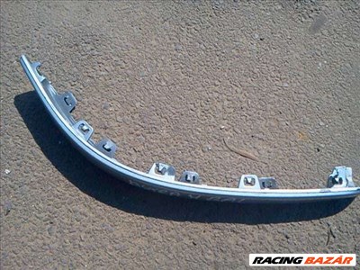 opel astra H  5 AJTÓS  HÁTSÓ LÖKHÁRÍTÓ  DÍSZLÉC   ( SZÍNKÓD NINCS )