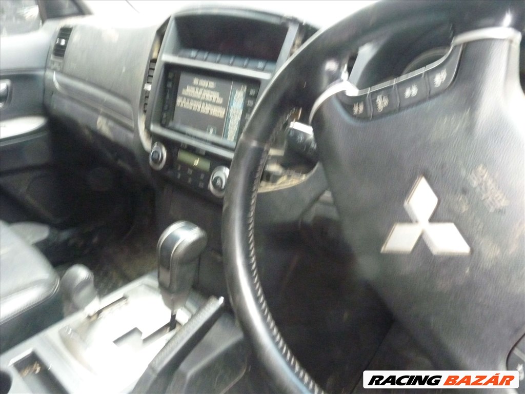 Mitsubishi Pajero V80,V90 2009.04 havi  3.2 DID,100ezret futott minden alkatrésze  6. kép
