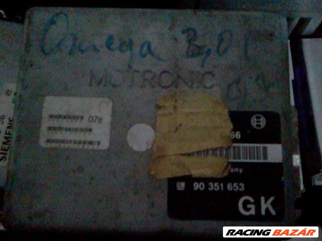 opel omega B  3.0,, 130 kw  motorvezérlő elektronika    GM 90 351 653 GK 1. kép