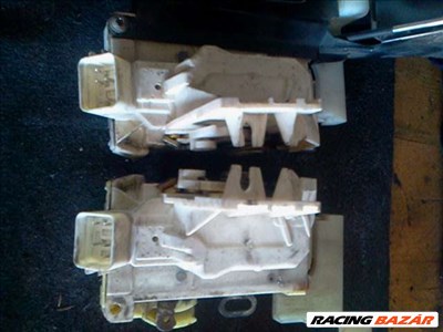 ford mondeo   MK2  1998    balos jobbos hátsó ajtózár szerkezet