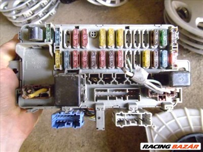 honda civic 1992    biztosítéktábla