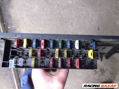 renault 19 1,9 diesel   F8Q   biztosítéktábla  