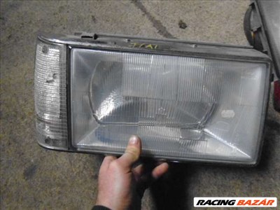  FIAT  JOBB ELSŐ    lámpa