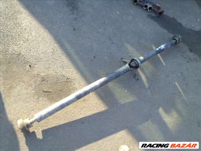 vw passat b5 kombi 2000,2,8  v6 benzin kardán  KÖZÉPSŐ FELFOGATÁSNÁL SÉRÜLT  