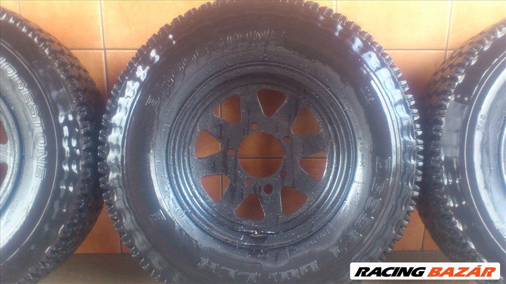 SUZUKI 15" LEMEZFELNI 5x139,7 M+S 215/80R15 GUMIKKAL!!!!!! 4. kép