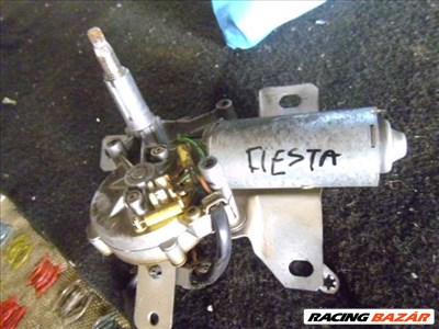 ford fiesta  MK3  1995   hátsó ablaktörlő motor