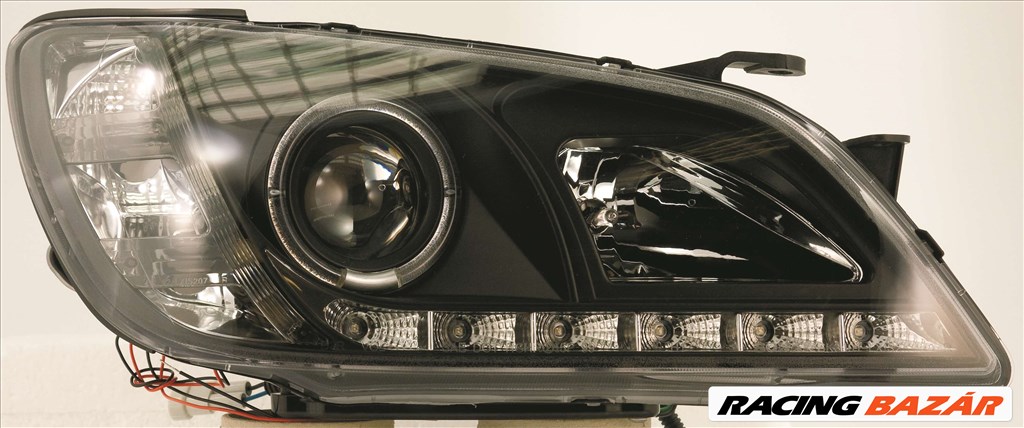 fényszóró nappali menetfény kivitelben-Lexus IS200/IS300 98-05 fekete 1. kép