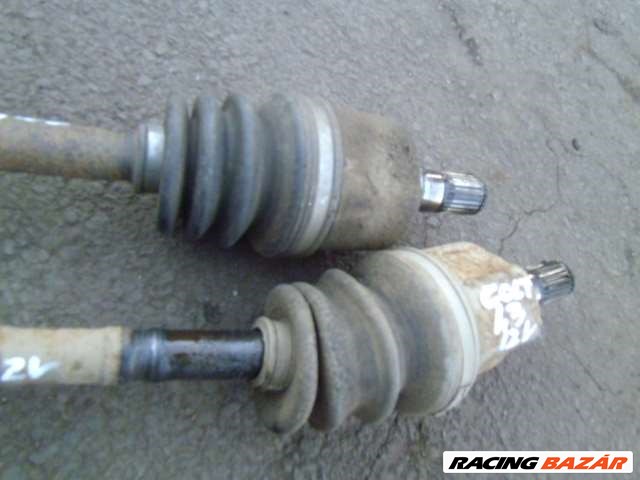 mitsubishi colt   1990    1,3 12 v féltengely JOBB oldal  4G13    3. kép