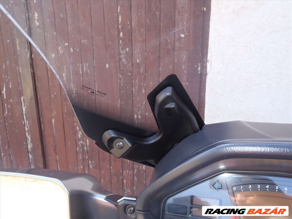 SUZUKI BURGMAN 650-ES,2009-ESRŐL:MOTOROS FEJIDOMPLEXI TAPOLCÁN 3. kép