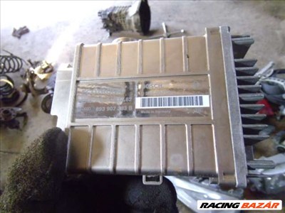AUDI 80 B3,,vw golf 2 ,, jetta 2  MOTORVEZÉRLŐ  893 907 383 B 893907383b