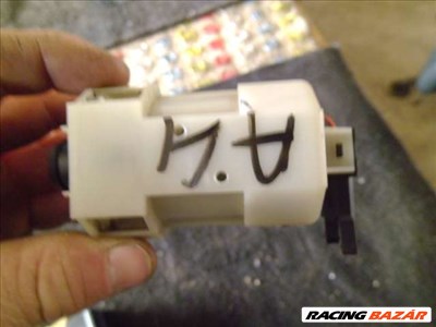 audi a4 párásodásgátló kismotor