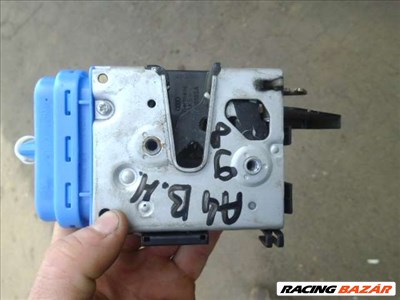 audi a4 B5 1998 bal hátsó ajtózár szerkezet  