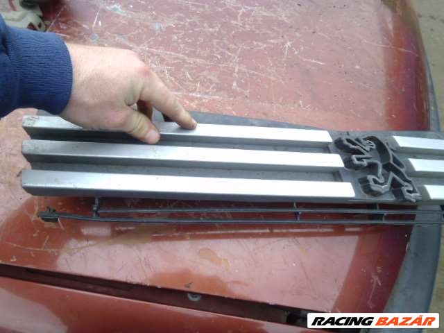 peugeot 205 hűtőrács  NEM HIBÁTLAN   3. kép