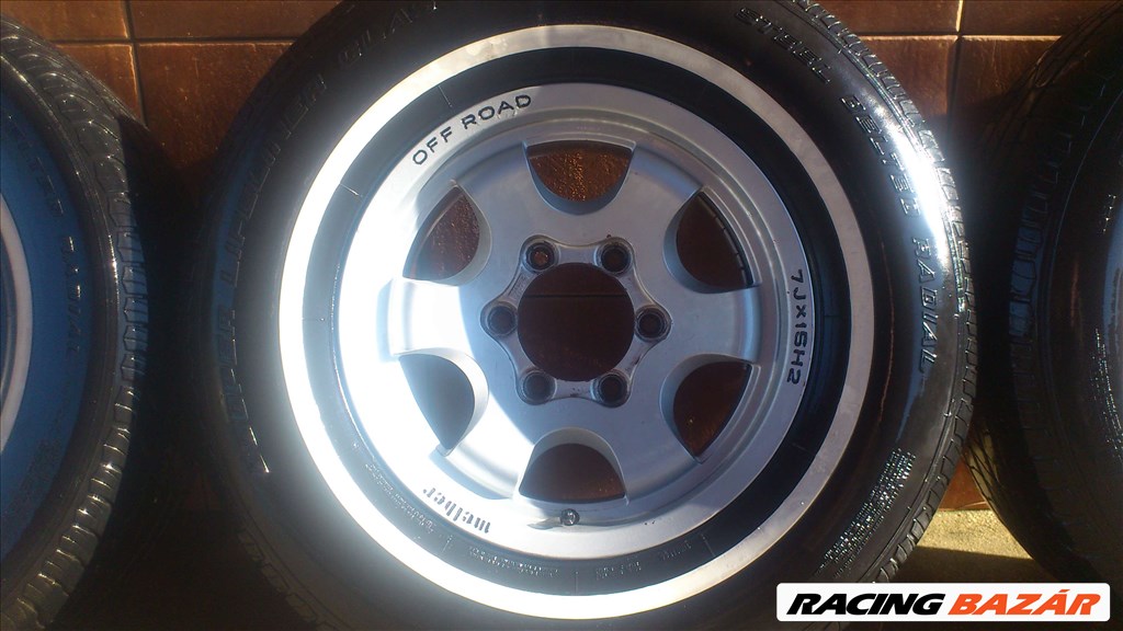 MELBER 15" ALUFELNI 6x139,7 NÉGYÉVSZAKOS 235/75R15 GUMIVAL OLCSÓN! 4. kép
