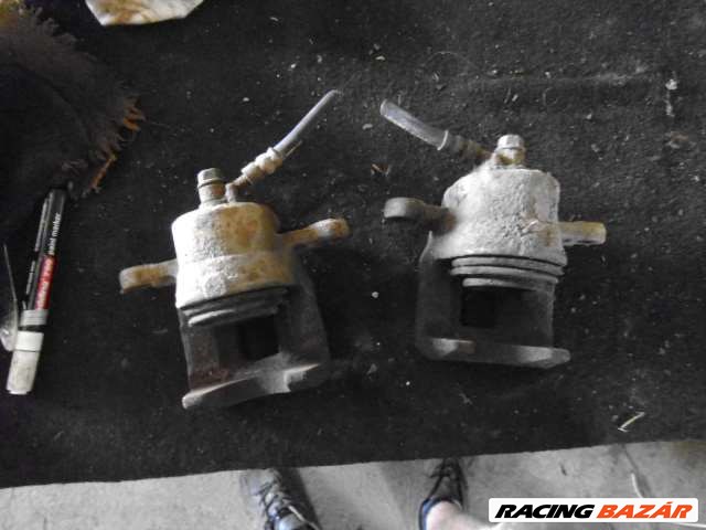 suzuki swift   1998  1,3 első féknyereg   3. kép