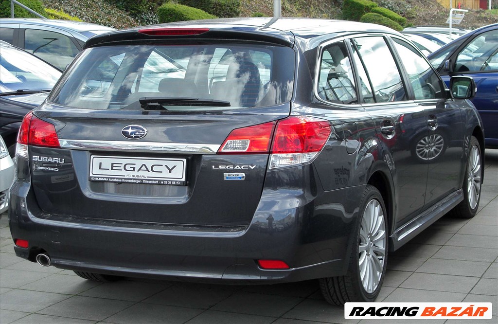 Subaru Legacy Kombi bal hátsó bontott ajtó, első és hátsó lökhárító eladó. 3. kép