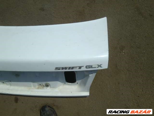 suzuki swift sedan fehér csomagtérajtó 1998 7. kép