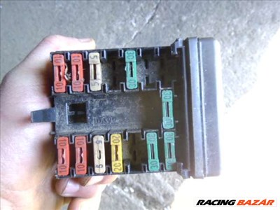 citroen berlingo 1998 1,4 biztosítéktábla  