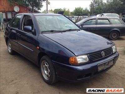 VOLKSWAGEN POLO CLASSIC (1996) 1.6 8V AFT