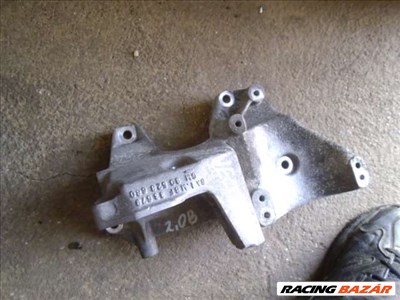 opel vectra B 2.0   16V,  X20XEV  motortartó konzol 