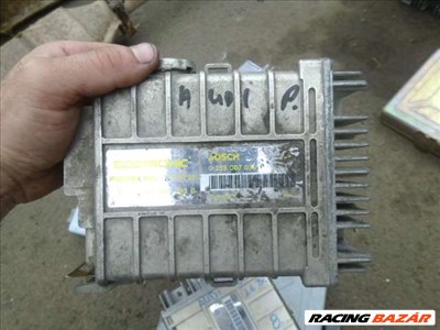 audi 80,, vw golf 2 1.6 PN PP  motorvezérlő 811 907 383 B 811907383b