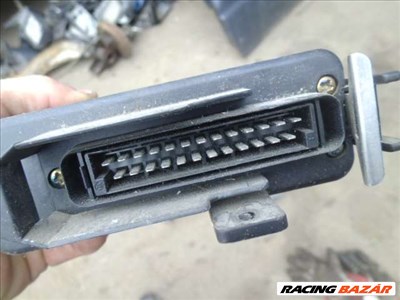 vw GOLF,,PASSAT,,JETTA 1,8   motorvezérlő  443 907 403 G 443907403g