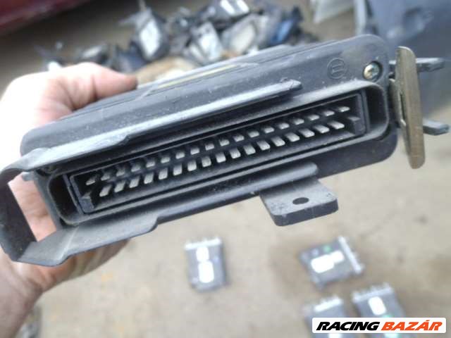 AUDI 80, 90, S2 B4 , 2,0  JETRONIC motorvezérlő 443 906 264 A 443906264a 3. kép