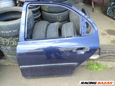 ford mondeo  MK2  1998, 5 AJTÓS    bal hátsó üres   ajtó kék     ( SZÍNKÓD NINCS )