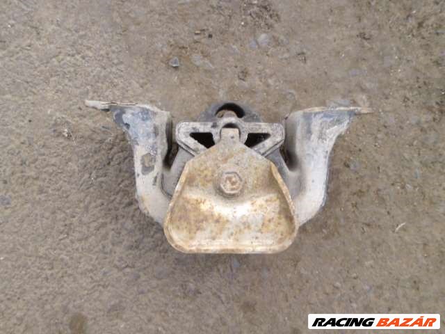 ford escort    1997        1,6 16v motor  váltó   tartó gumibak 5. kép