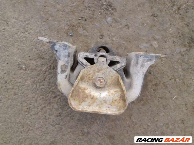 ford escort    1997        1,6 16v motor  váltó   tartó gumibak 6. kép