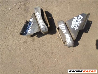 kia pregio 2,7 tartóbak