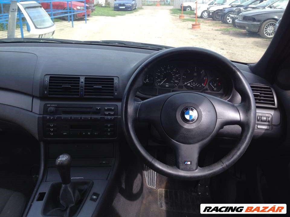 BMW 320D eu3 facelift bontás,6os váltó. motor,ajtó,sárvédő,lökhárító,csomagtér roló 7. kép