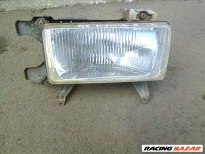 audi 80 b2  1986  ( nagy lámpás  )   jobb első lámpa 