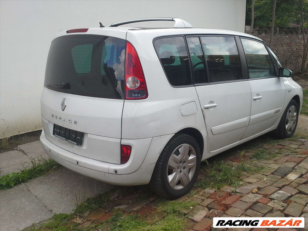 Renault Espace lökhárító motorháztető sárvédők fényszórók dobbetét Renault Espace eleje front 4. kép