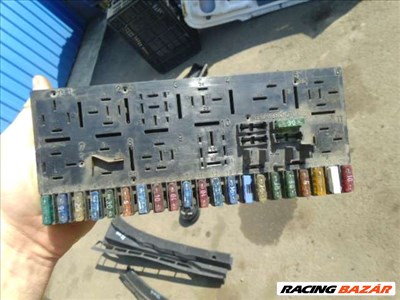 audi 80 b3 2.0 benzines biztosítéktábla 