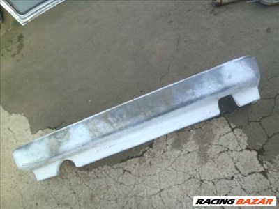 VW Golf 1 Cabrio hátsó lökhárító színe fehér 155807417   2db  155 807 417