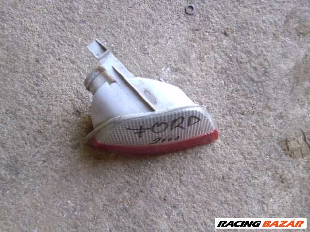 ford focus  MK1   hátsó lámpa lökháritóba 2. kép