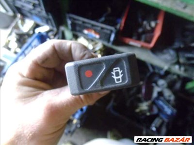 renault scenic 1998   központi zár kapcsoló
