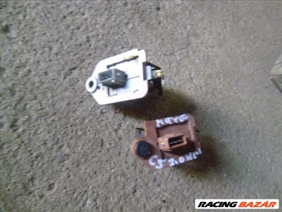 citroen c5 2001  2.0 HDI    hűtőventilátor előtét ellenállás 