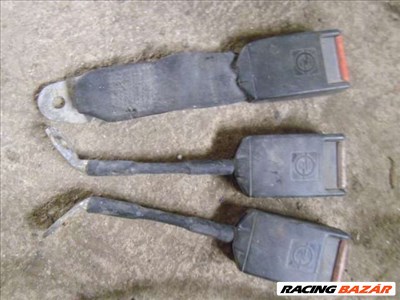 opel  biztonsági öv csat 