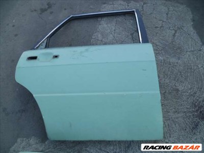 audi 80 b2  jobb hátsó ajtó zöld  ( SZÍNKÓD NINCS )